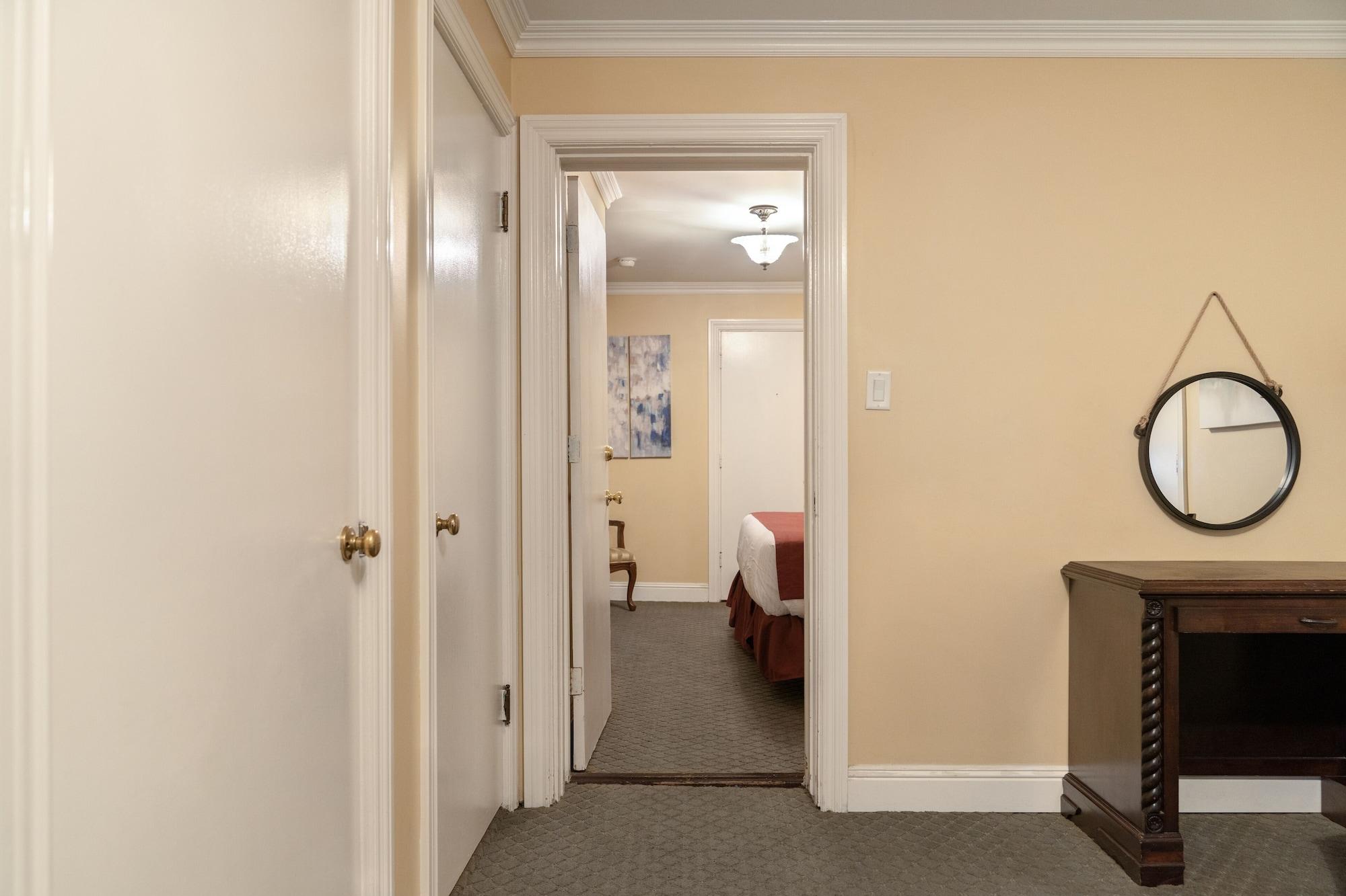 Hotel Historic 3*